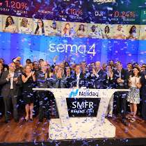 Sema4 photo of: Sema4 Founder and CEO Eric Schadt rings the bell at Nasdaq Studios in Times Square a few days after the company goes public.