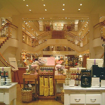 Williams-Sonoma, Inc. photo of: Flagship Williams-Sonoma store in San Francisco's Union Square. (Photo attributed to Calton - licensed under the CCL Attribution-ShareAlike 3.0 &amp; GFDL, version 1.2)