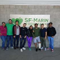 Lithium Technologies-Foto von: Our SF office volunteering with the SF Marin Food Bank