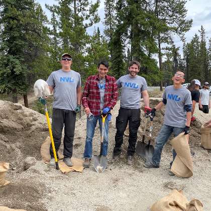  photo of: Volunteer Sandbagging Efforts During 2021 Yukon Flooding